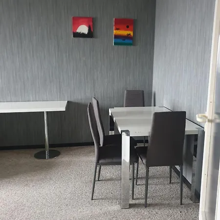 Am Kaiserlei 2 Etage 2 Schlafzimmer Haus 125 Daire *