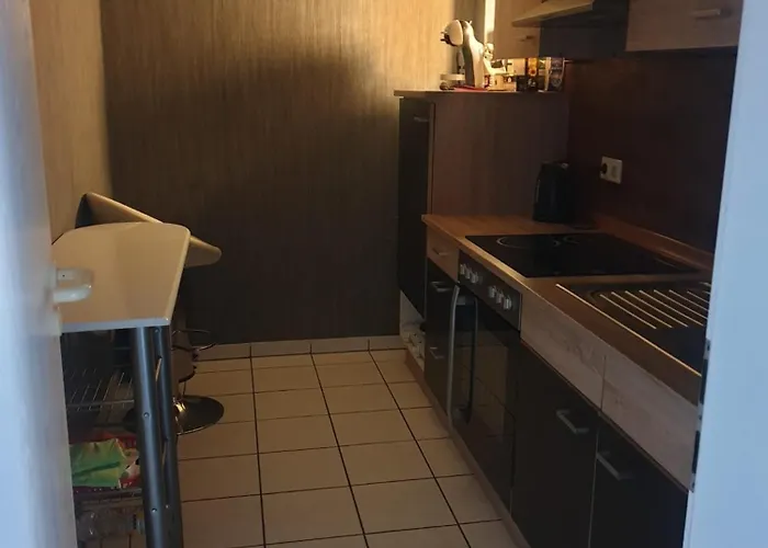 Am Kaiserlei 2 Etage 2 Schlafzimmer Haus 125 Daire Offenbach am Main